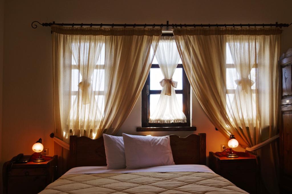 Petrini Gonia Aparthotel Livadherón Bagian luar foto